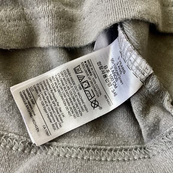 Baby Gap Batman Pajama Top - Picture 3 of 5